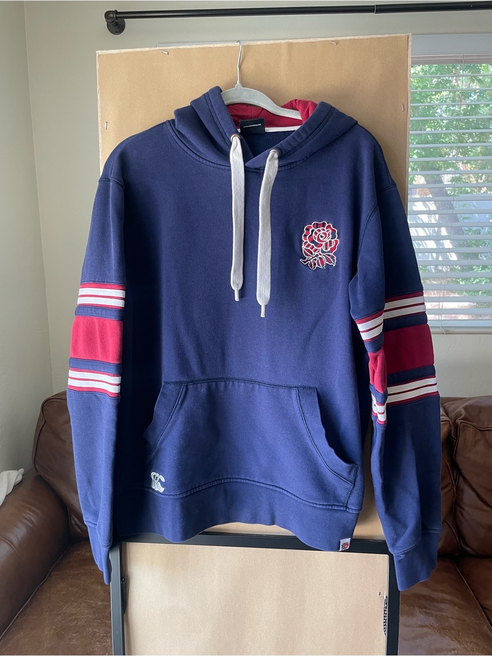 England Rugby Union Official Navy Hoodie with Rose Chest Patch